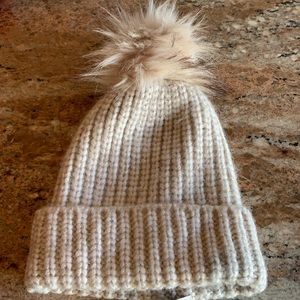 Express winter Pom hat.